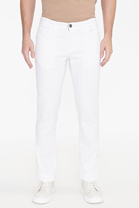 360 Derece Her Yöne Esneyen Rahat Slim Fit Beyaz Pantolon resmi