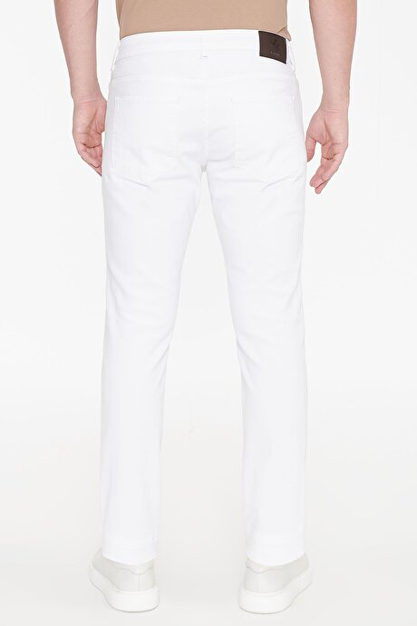360 Derece Her Yöne Esneyen Rahat Slim Fit Beyaz Pantolon resmi