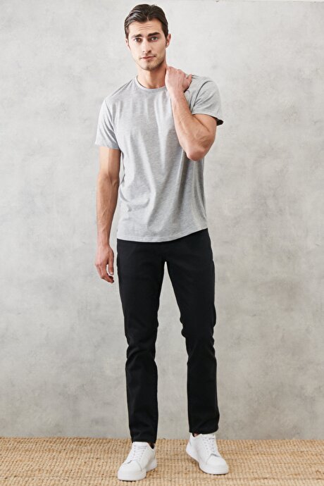 360 Derece Her Yöne Esneyen Rahat Slim Fit Siyah Pantolon resmi