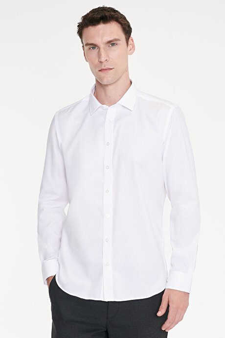 Non-Iron Ütü Gerektirmeyen %100 Pamuk Slim Fit Dar Kesim Klasik Yaka Beyaz Gömlek resmi