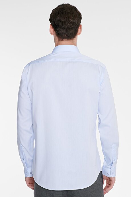 Non-Iron Ütü Gerektirmeyen %100 Pamuk Slim Fit Dar Kesim Klasik Yaka Açık Mavi Gömlek resmi