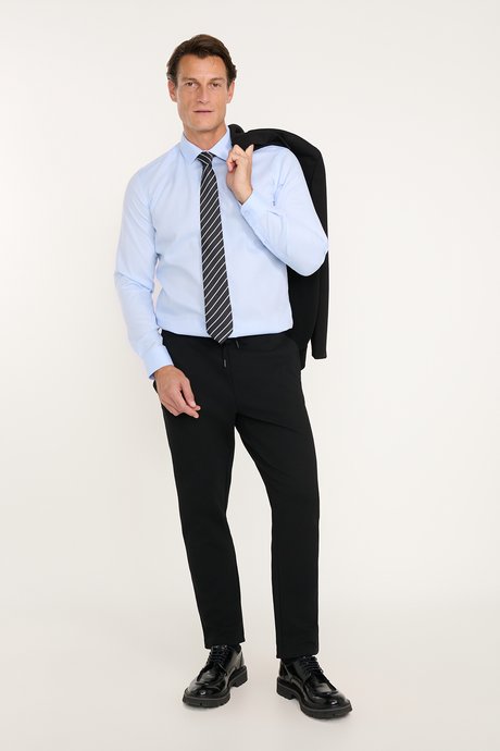 Non-Iron %100 Pamuk Slim Fit Dar Kesim Klasik Yaka Armürlü Açık Mavi Gömlek resmi