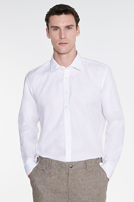 Non-Iron Ütü Gerektirmeyen %100 Pamuk Slim Fit Dar Kesim Klasik Yaka Beyaz Gömlek resmi