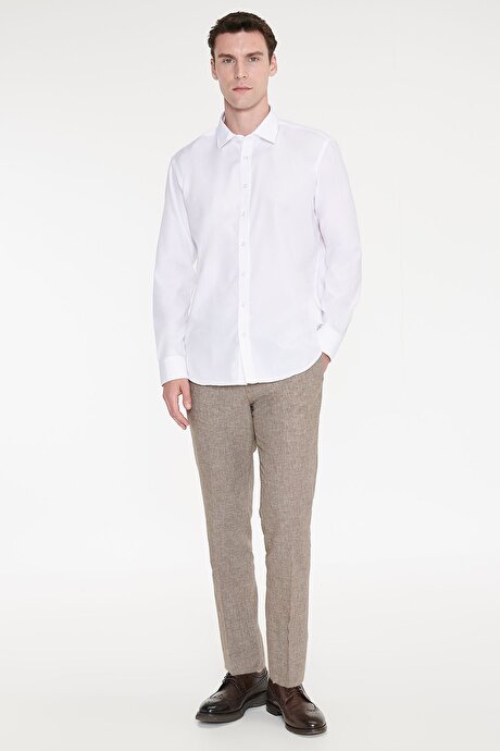 Non-Iron Ütü Gerektirmeyen %100 Pamuk Slim Fit Dar Kesim Klasik Yaka Beyaz Gömlek resmi