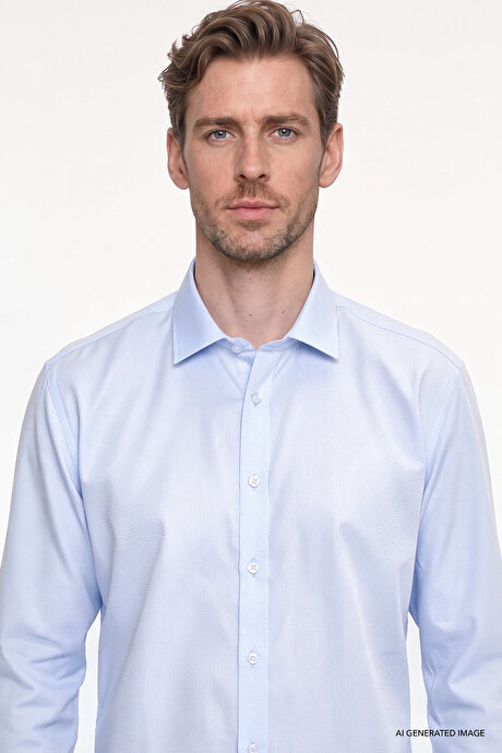 Non-Iron Ütü Gerektirmeyen %100 Pamuk Slim Fit Dar Kesim Klasik Yaka Açık Mavi Gömlek resmi
