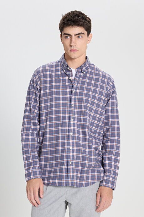 %100 Pamuk Comfort Fit Rahat Kesim Düğmeli Yaka Kareli Antrasit-Kahverengi Gömlek resmi