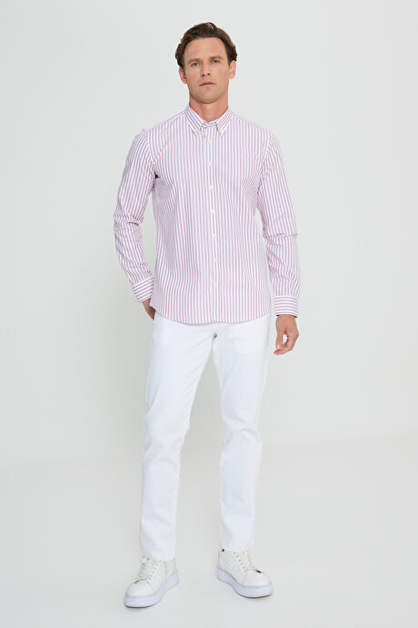 %100 Pamuk Slim Fit Dar Kesim Düğmeli Yaka Armürlü Beyaz-Bordo Gömlek resmi