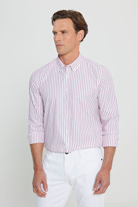 %100 Pamuk Slim Fit Dar Kesim Düğmeli Yaka Armürlü Beyaz-Bordo Gömlek resmi