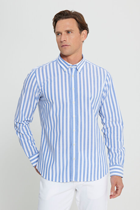 %100 Pamuk Slim Fit Dar Kesim Düğmeli Yaka Çizgili Lacivert-Beyaz Gömlek resmi