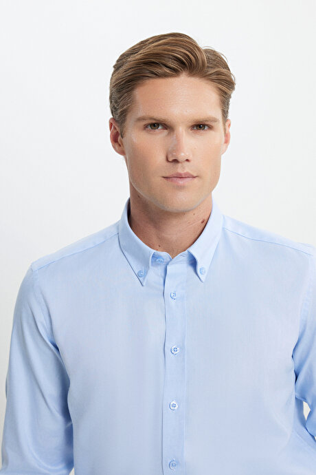 %100 Pamuk Slim Fit Dar Kesim Düğmeli Yaka Oxford Mavi Gömlek resmi