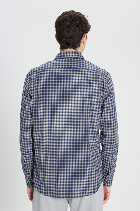 %100 Pamuk Slim Fit Dar Kesim Düğmeli Yaka Kareli Flanel Lacivert-Bej Gömlek resmi