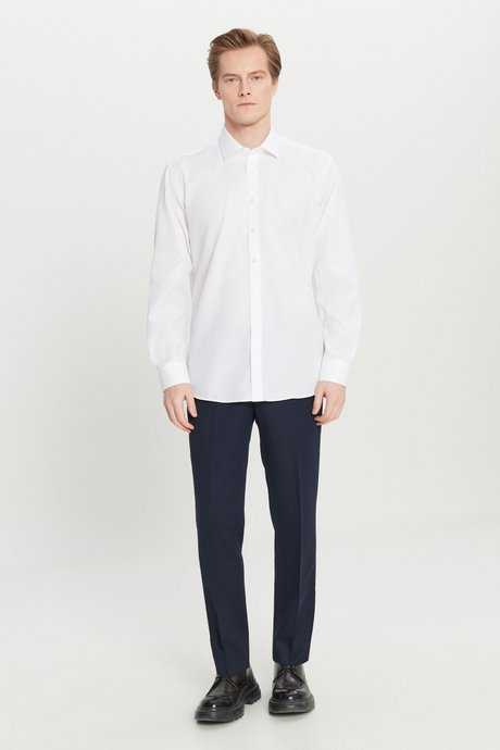 Non-Iron Ütü Gerektirmeyen %100 Pamuk Regular Fit Beyaz Gömlek resmi