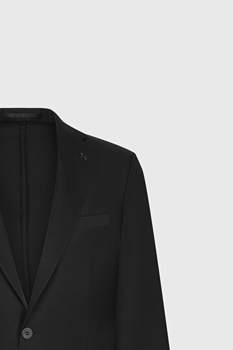 Slim Fit Dar Kesim Mono Yaka Beli Bağlamalı Diagonal Desenli Torba Cepli Siyah Takım Elbise resmi