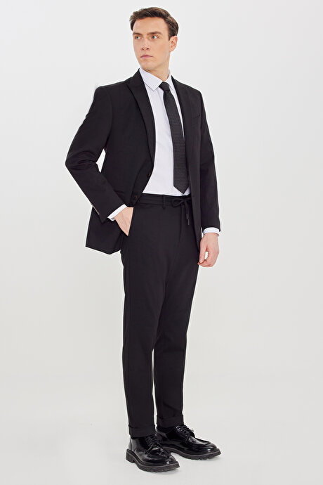 Slim Fit Kırlangıç Yaka Beli Bağlamalı Yan Cepli Siyah Takım Elbise resmi