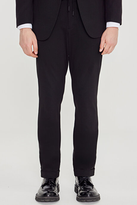 Slim Fit Kırlangıç Yaka Beli Bağlamalı Yan Cepli Siyah Takım Elbise resmi