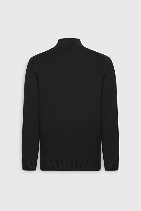 %100 Pamuk Standart Fit Normal Kesim Yarım Balıkçı Yaka Baskılı Triko Siyah Kazak resmi