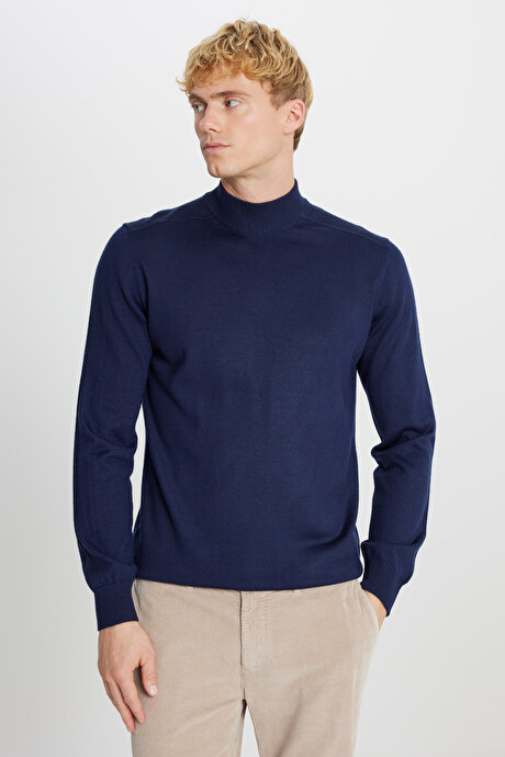 Yünlü Standart Fit Normal Kesim Yarım Balıkçı Yaka Triko Lacivert Kazak resmi