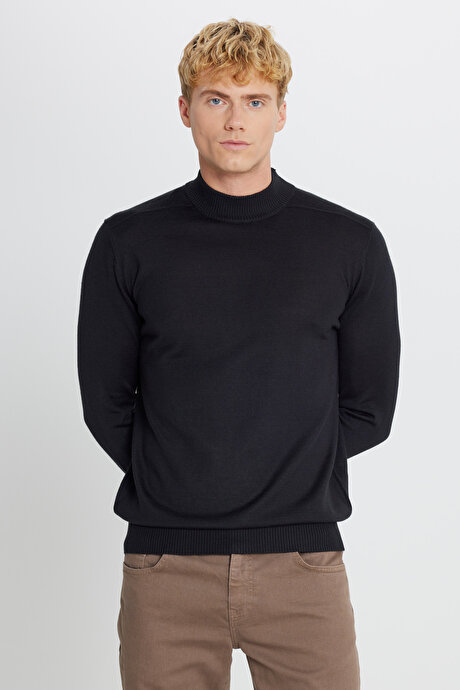 Yünlü Standart Fit Normal Kesim Yarım Balıkçı Yaka Triko Siyah Kazak resmi