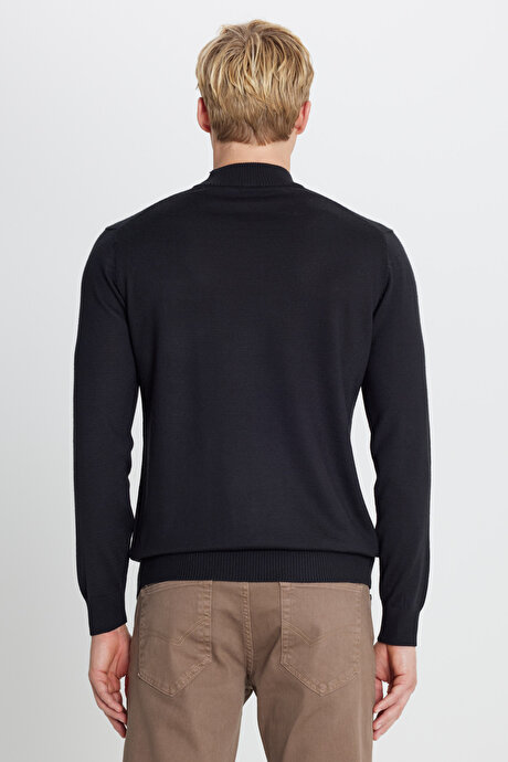 Yünlü Standart Fit Normal Kesim Yarım Balıkçı Yaka Triko Siyah Kazak resmi