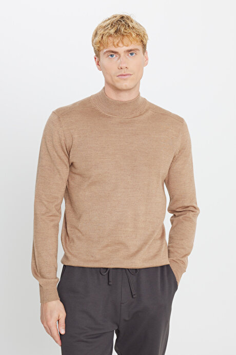 Yünlü Standart Fit Normal Kesim Yarım Balıkçı Yaka Triko Vizon Kazak resmi