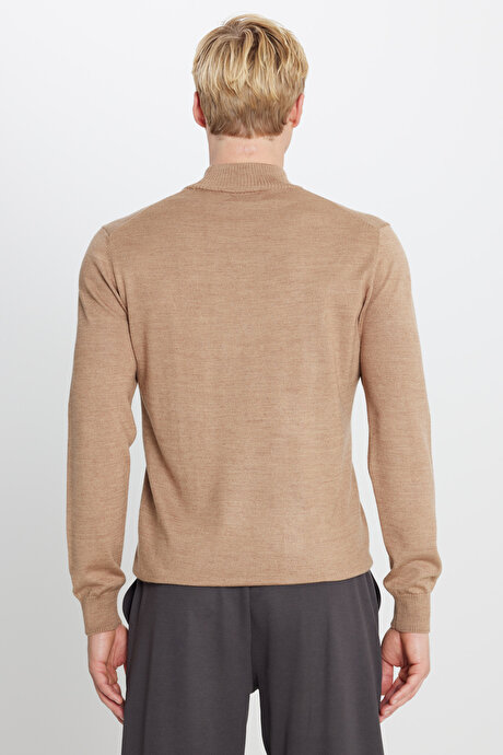 Yünlü Standart Fit Normal Kesim Yarım Balıkçı Yaka Triko Vizon Kazak resmi