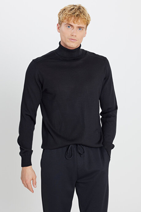 Yünlü Standart Fit Normal Kesim Tam Balıkçı Yaka Triko Siyah Kazak resmi