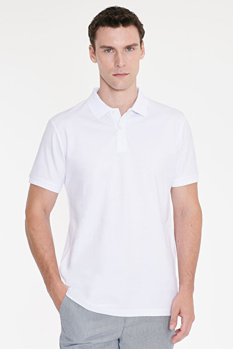 Slim Fit Dar Kesim %100 Pamuk Polo Yaka Kısa Kollu Beyaz Tişört resmi