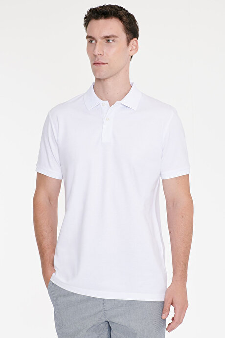Slim Fit Dar Kesim %100 Pamuk Polo Yaka Kısa Kollu Beyaz Tişört resmi