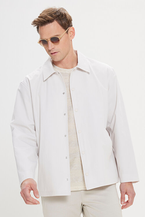 Standart Fit Normal Kesim Gömlek Yaka Cepli Bej Mont | Altınyıldız