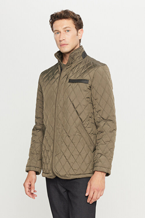 Standart Fit Normal Kesim Dik Yaka Yan Cepli Haki MontACE010261018HAK