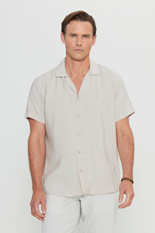 Yumuşak Dokulu Comfort Fit Rahat Kesim Hawai Yaka Bej GömlekACE026252011BEJ