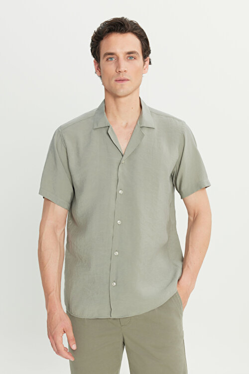 Yumuşak Dokulu Comfort Fit Rahat Kesim Hawai Yaka Haki GömlekACE026252011HAK