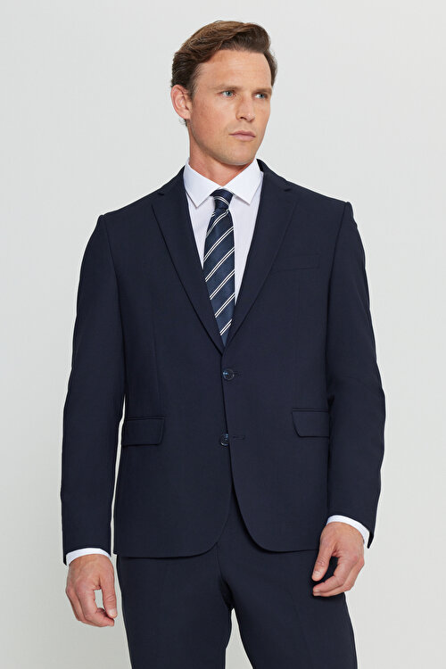 Regular Fit Normal Kesim Mono Yaka Armürlü Kapak Cepli Esnek Lacivert Takım ElbiseACE030252421LAC