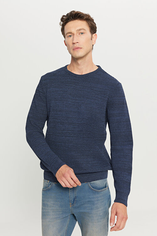 Standart Fit Normal Kesim Pamuklu Bisiklet Yaka Muline Desenli İndigo-Siyah KazakET4921100021ISY