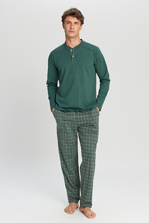 %100 Pamuk Standart Fit Normal Kesim Hakim Yaka Desenli Cepli Haki Pijama TakımıETE093261008HAK