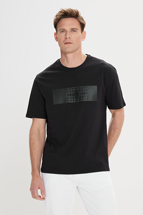 Modern Fit Rahat Kesim %100 Pamuk Baskılı Bisiklet Yaka Siyah TişörtYDC482420044SYH