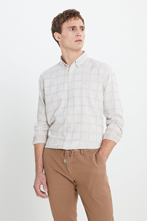 Oxford Regular Fit Rahat Kesim Gizli Düğmeli Yaka Kareli BEJ ACIK KAHVE GömlekYDE202510205BAH