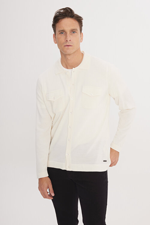 Sıcak Tutan Yünlü Standart Fit Normal Kesim Gömlek Yaka Cepli Triko Ekru Triko HırkaYDE492510117EKR